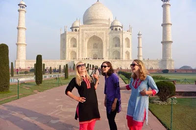 Unveiling Agra's Majesty: A Luxurious Same-Day Taj Mahal Car Tour