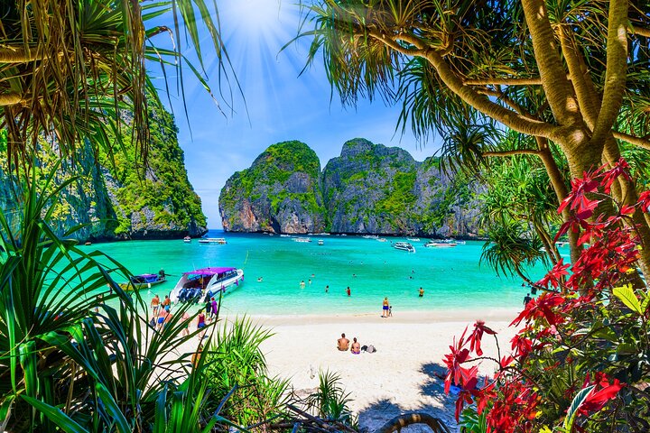 Unveiling Phi Phi's Paradise: An Exclusive Private Boat Tour from Phuket