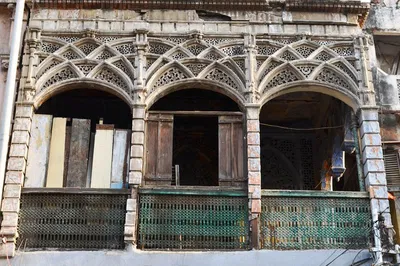 Explore Old Delhi: A Culinary & Cultural Masterji Haveli Walk