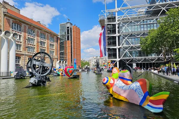 Discover Paris's Hidden Gems: Le Marais Small Group Tour & Seine Cruise