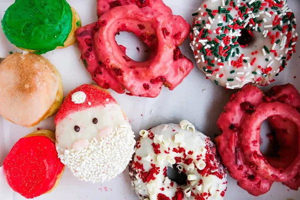 DC Donut Adventure: Holiday Walking & Food Tour!