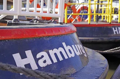 Uncover Hamburg's Secrets: A Personalized Historical Walking Adventure