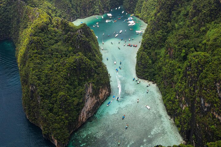 Phi Phi Island Speedboat Adventure: Krabi's Unforgettable Day Trip