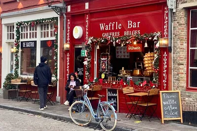 Discover Bruges' Charm: A Luxurious Day Trip from Paris