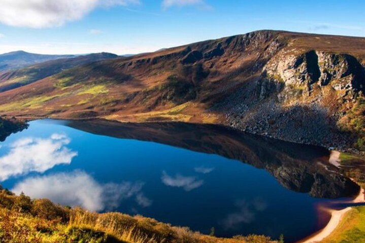 Discover Wicklow & Glendalough: A Luxurious Private Sightseeing Adventure