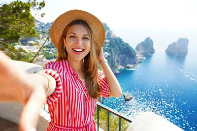Unveiling Capri's Charm: An Immersive Walking Tour Through Beauty and Heritage