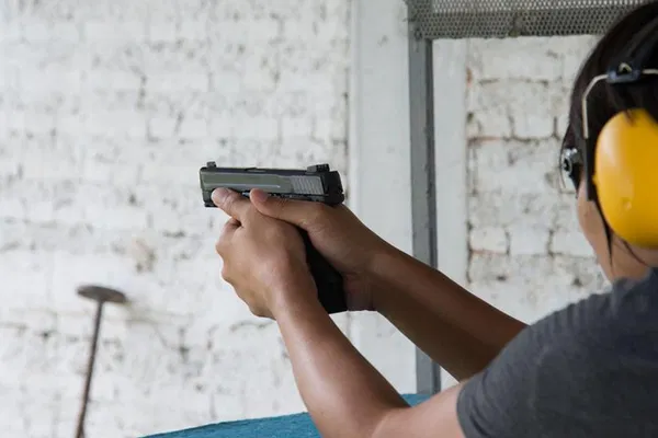 Tallinn Shooting Therapy: Unleash Your Inner Marksman!