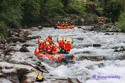 Tuscany's Thrilling 2.5-Hour Rafting Adventure