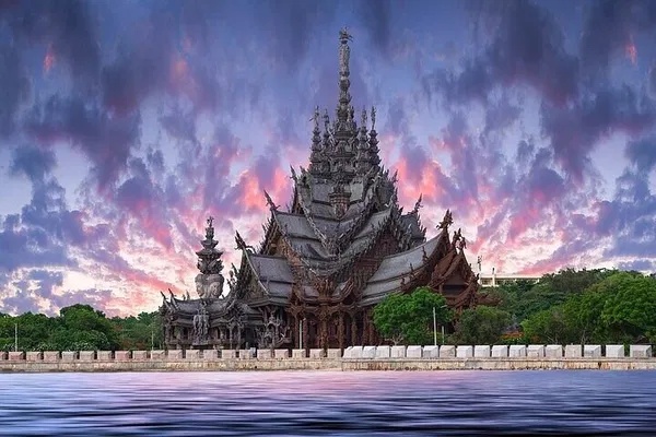 Sanctuary of Truth: Pattaya Entry Ticket & Audio Tour