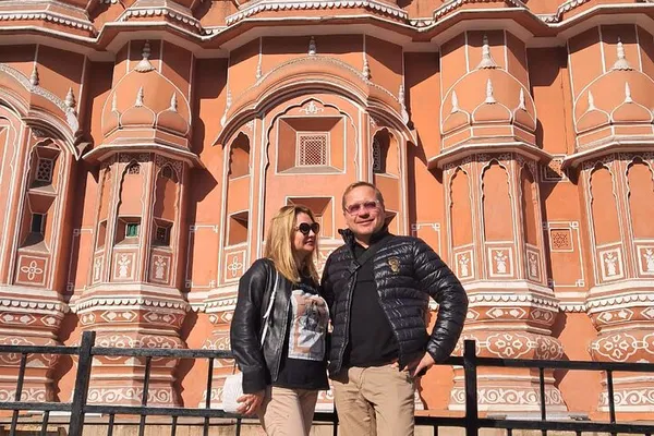 Uncover Jaipur's Pink City: An All-Inclusive Private Car Tour