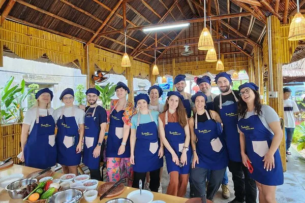 Hoi An's Culinary & River Adventure: Private Cooking Class & Basket Boat Tour