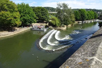Bath Scavenger Hunt: Self-Guided Walking Tour Fun!