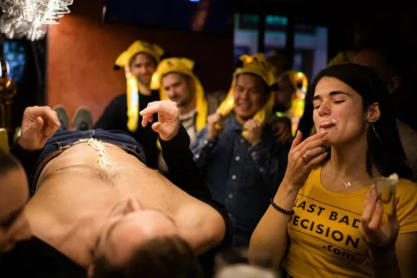 Lisbon's Tailored Nightlife: Craft Your Private Bar Crawl Adventure!