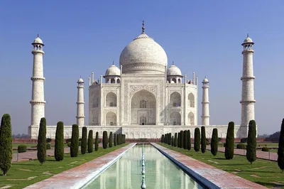 Sunrise Spectacle: Private Taj Mahal Tour from Delhi