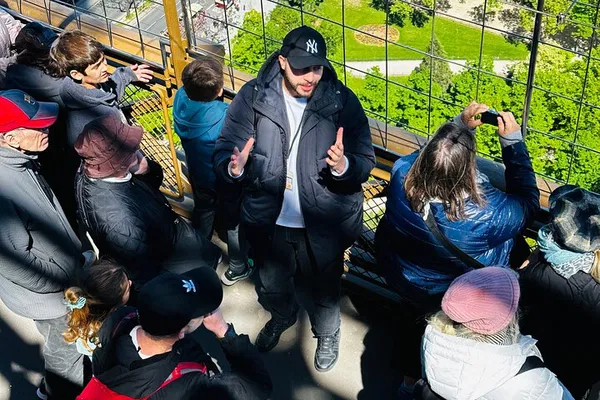 Eiffel Tower Climbing Tour: Summit Lift Access with Ecklectours