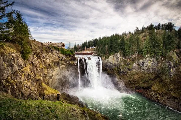 Snoqualmie Falls & Leavenworth: A Day of Natural Wonders and Bavarian Charm