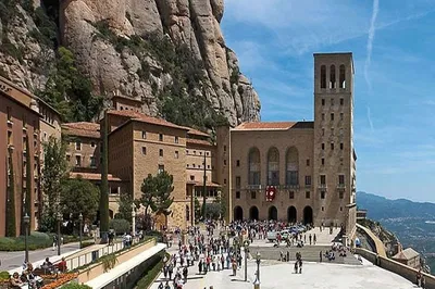 Discover Montserrat & Sitges: A Cultural Escape from Barcelona