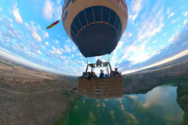 Segovia Balloon Ride: Soar Above History's Masterpiece!