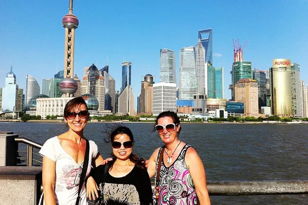 Shanghai's Best: Private City Tour of Old & New!
