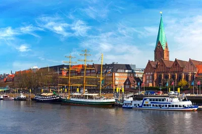 Unveiling Bremen: A Local's Captivating City Exploration