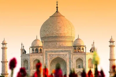 Sunrise Spectacle: Private Taj Mahal Day Trip from Delhi