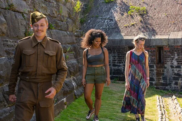 Uncover Halifax's History: Ferry to Georges Island & Tunnel Tour