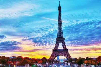 Discover Paris in Style: A Private Motion Tour Experience