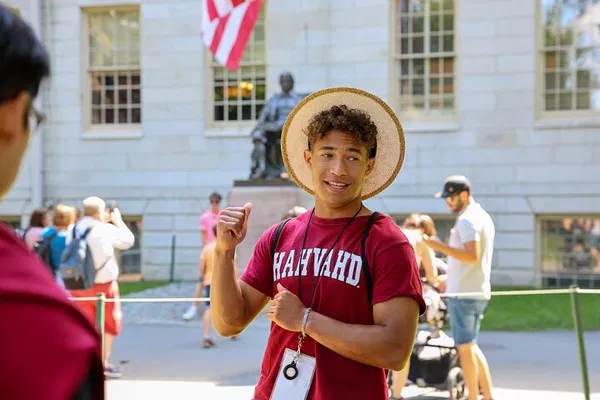 Harvard Tour: Student-Led Walk Through Historic Campus