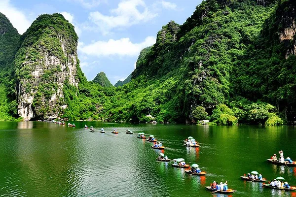 Ninh Binh's Hidden Gems: A Full-Day Adventure of Culture & Nature