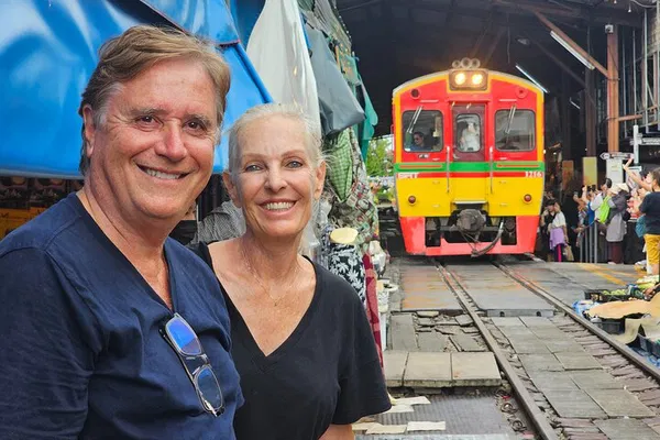 Private Floating Market & Railway Tour