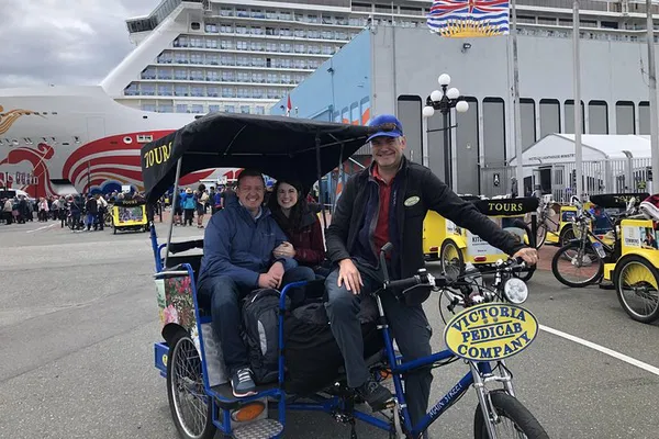 Victoria Pedicab Tour: Cruise Terminal Pick-Up!