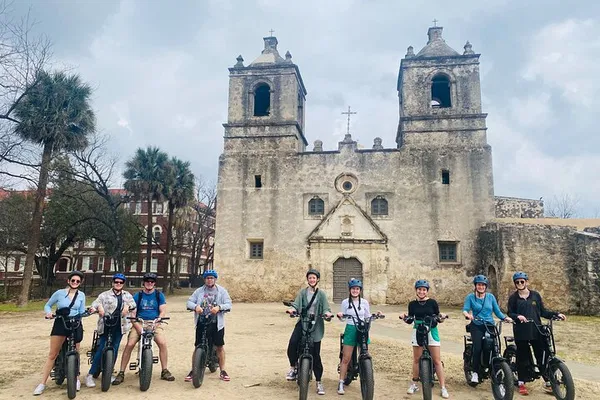 San Antonio E-Bike Adventure: Pedal Through History!