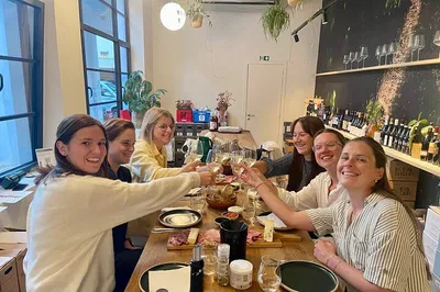 Antwerp: Private Wine Tasting with Italian Bites