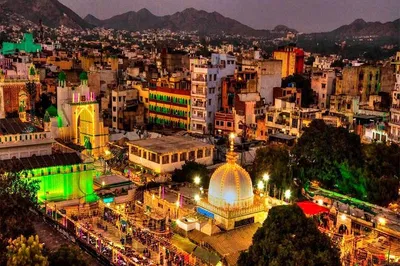 Explore Spiritual Rajasthan: Ajmer & Pushkar Day Trip from Jaipur