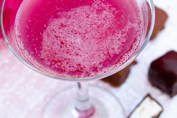 Sweeten Your Belize Adventure: Jacksonville Candy & Cocktail Creation!