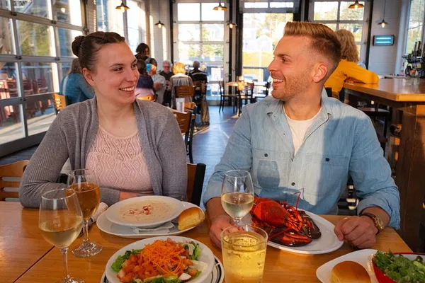 Halifax: Nova Scotia Wine & Lobster Tour