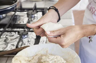 Bologna Pizza Perfection: A Private Culinary Adventure!