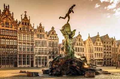 Uncover Antwerp's Secrets: An Engaging Scavenger Hunt Adventure!