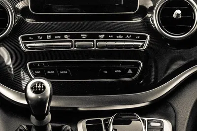 Stress-Free Zurich to Lucerne Transfer: Your Private Chauffeur Awaits!