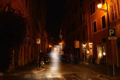 Rome Ghost Tour: Uncover Dark Secrets & Use Dowsing Rods