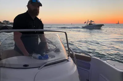 Sarasota Boat Tour: See Siesta & Lido Keys!
