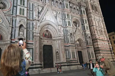 Florence Family Adventure: Sunset, Gelato & Pizza Private Tour!