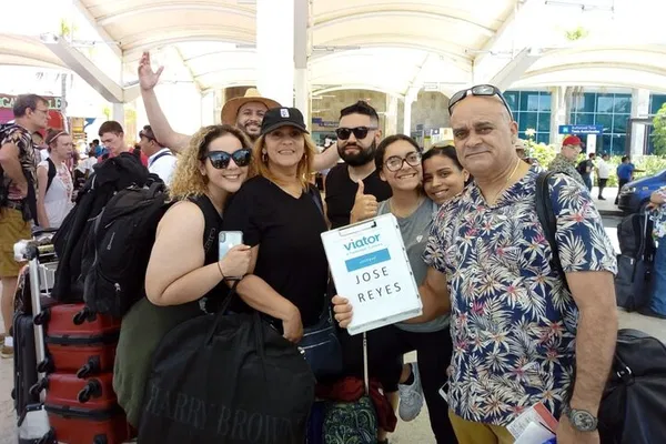 Stress-Free Cancun Arrival: Private Airport Transfer to Your Hotel