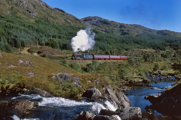 Hogwarts Express & Highlands Day Trip from Edinburgh