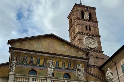 Unveiling Trastevere: A Roman Culinary & Historical Adventure