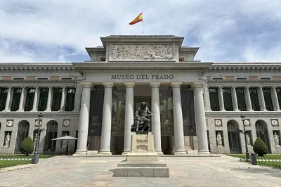 Unlock Art Secrets: Prado Museum Small Group Tour with Fast Entry!
