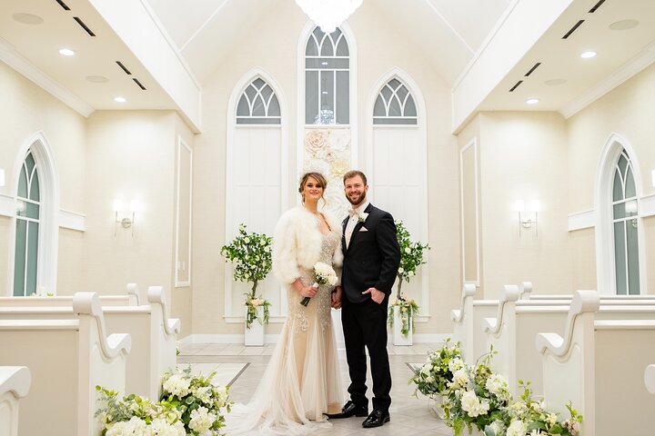Tie the Knot in Vegas: Bliss Chapel Wedding & Vow Renewal