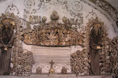 Unearth Roman History: Private Capuchin Crypts & Museum Tour