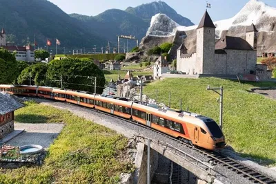Explore Swiss Wonders: Lugano, SwissMiniatur & Ticino Cuisine!