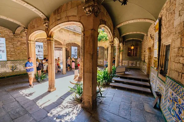 Uncover Barcelona's Soul: Gothic Quarter & Optional Flamenco Passion!